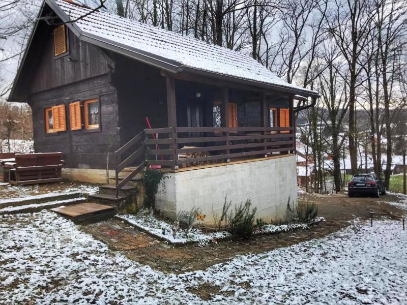 Wooden House Near The River Kupa Kamanje Eksteriør billede